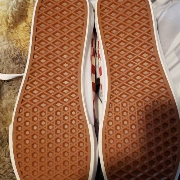 Vans - Picture 2 of 3